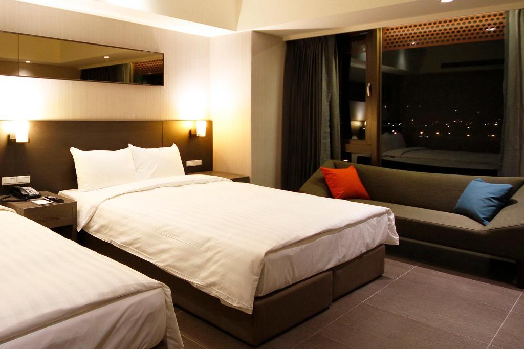 Grand Bay Resort