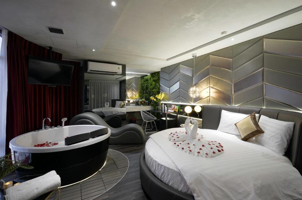 Bonita Signature BTX Hotel 