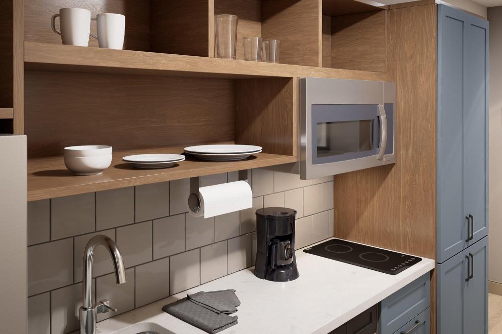 Candlewood Suites Kingston West