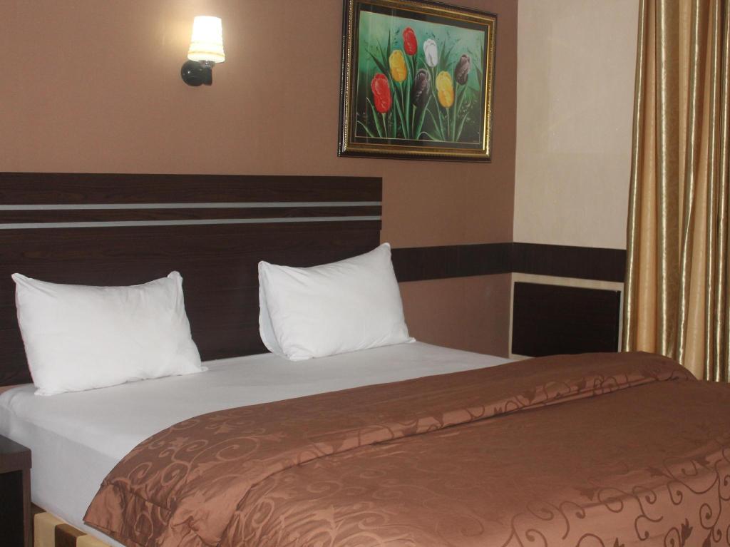 Hotel Menara Lexus