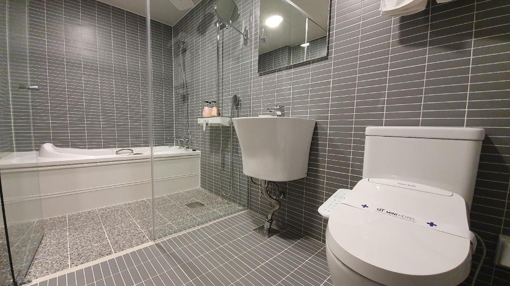 141 Mini Hotel