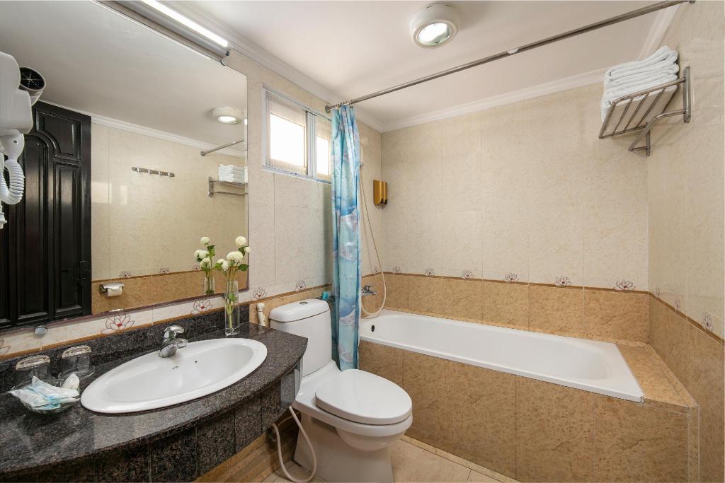 Little Diamond Hotel