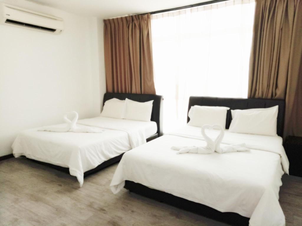 Sandy Hotel
