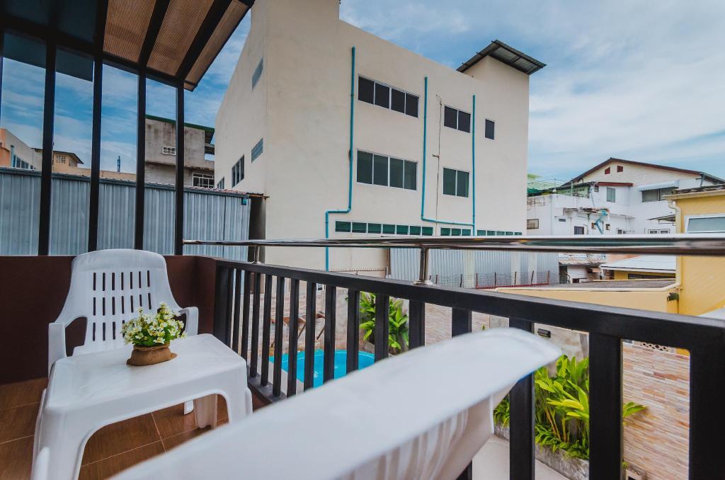 TH Beach Hotel