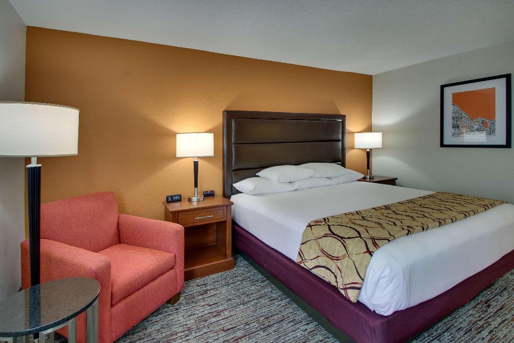 Drury Inn Suites Evansville East