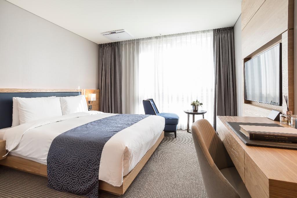 Centum Premier Hotel