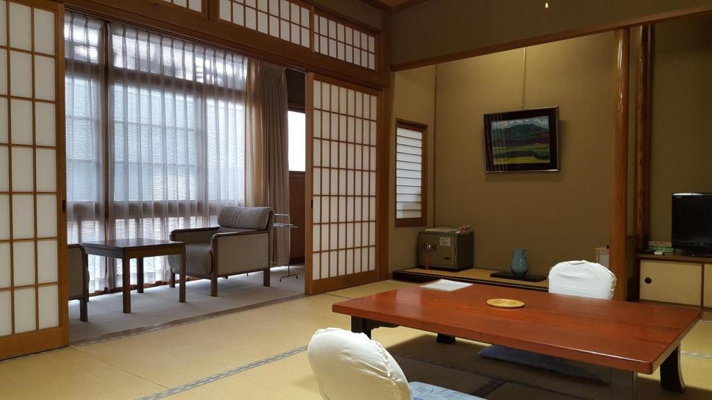 Tsukimotoya Ryokan