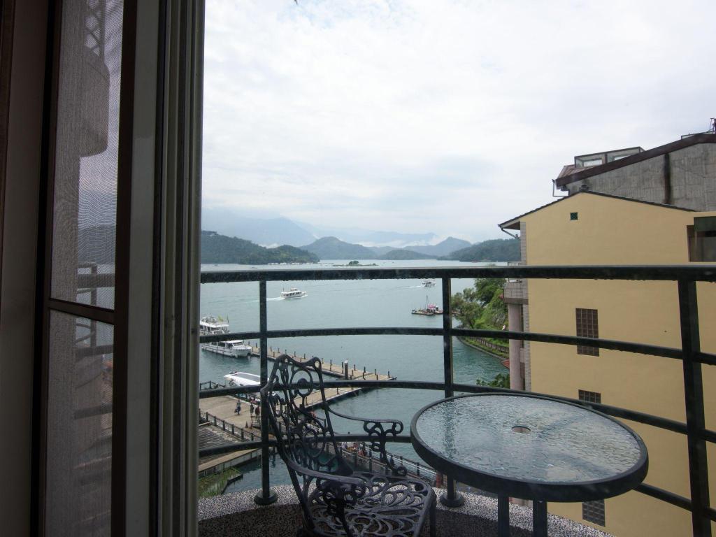 Harbor Resort Hotel