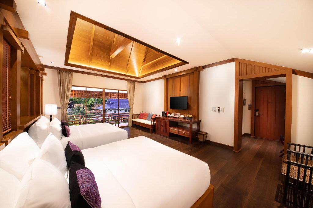 hotel-thumb