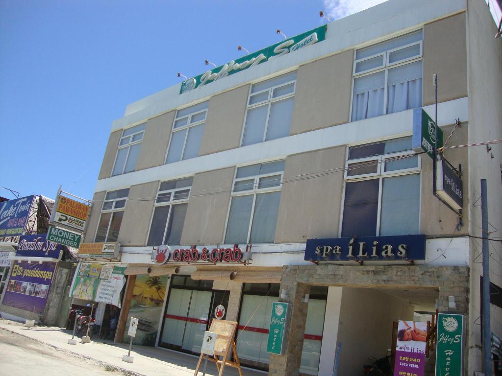 Jeffrey S Hotel