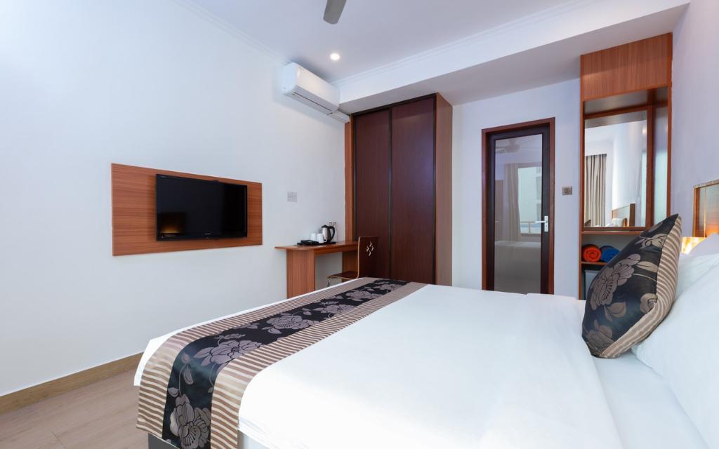 hotel-thumb