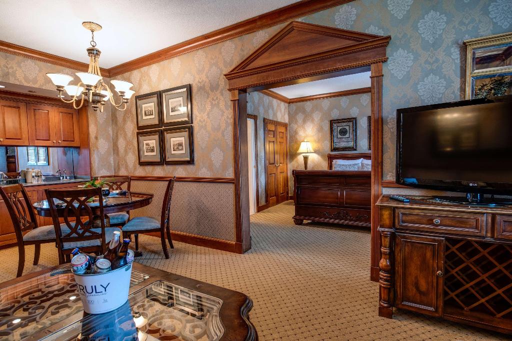 Nassau Inn