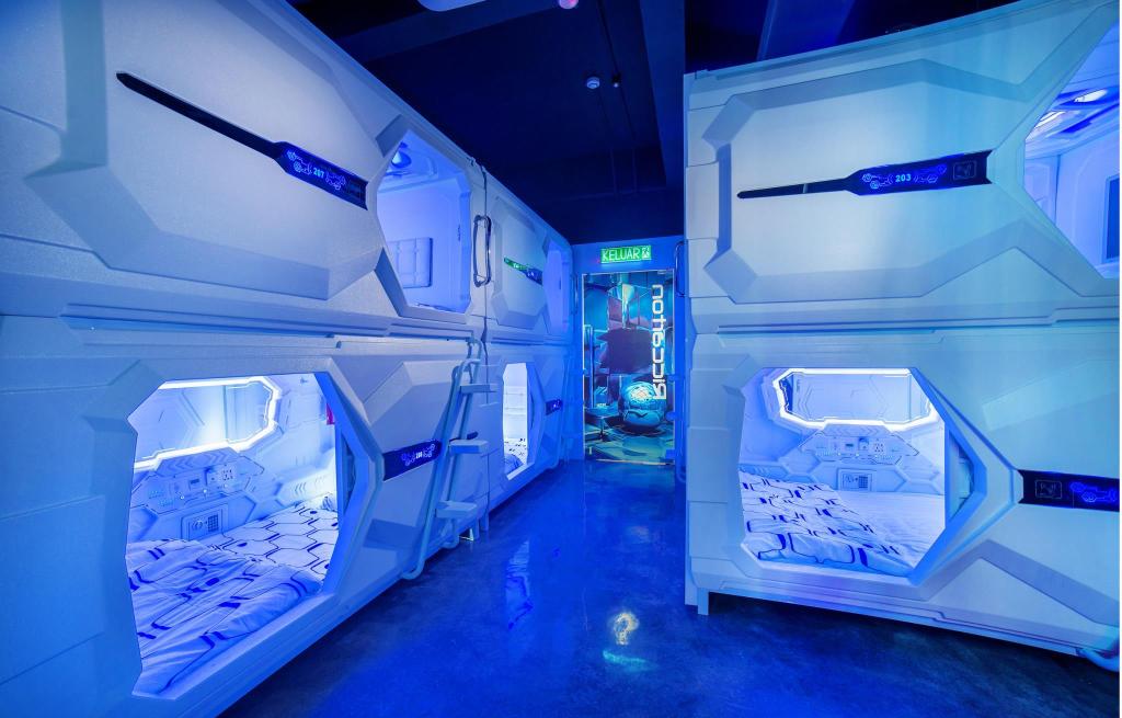 Riccarton Capsule Hotel