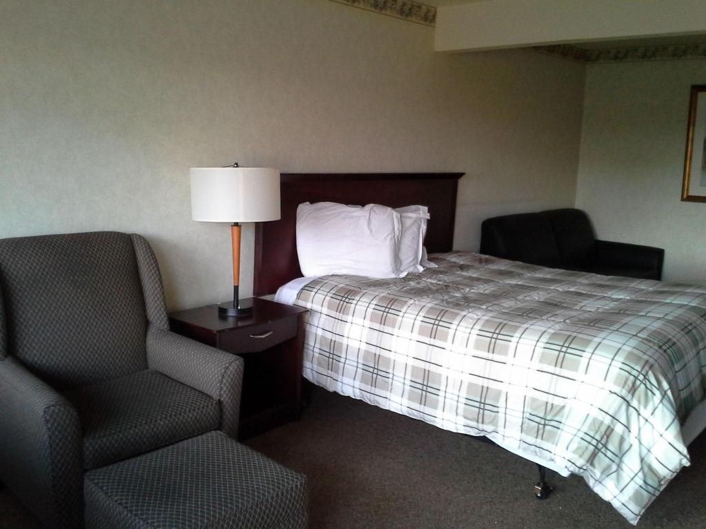 Richland Inn and Suites