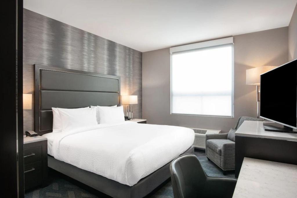 Holiday Inn Express Boston South - Quincy