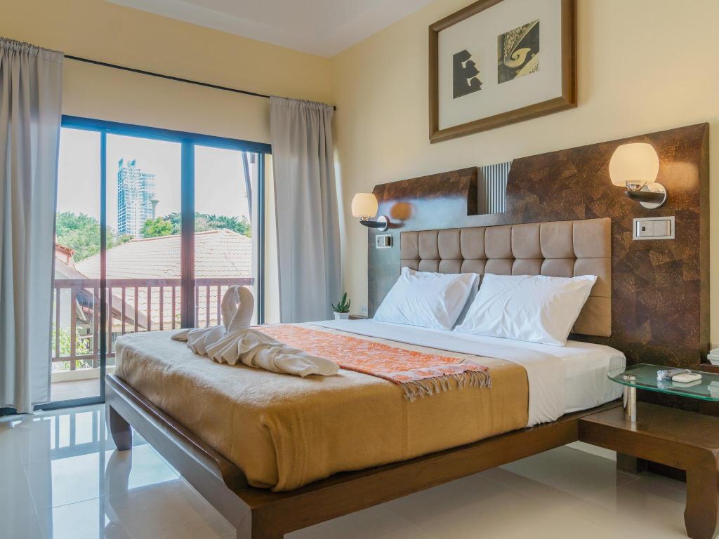 Lotusland Resort