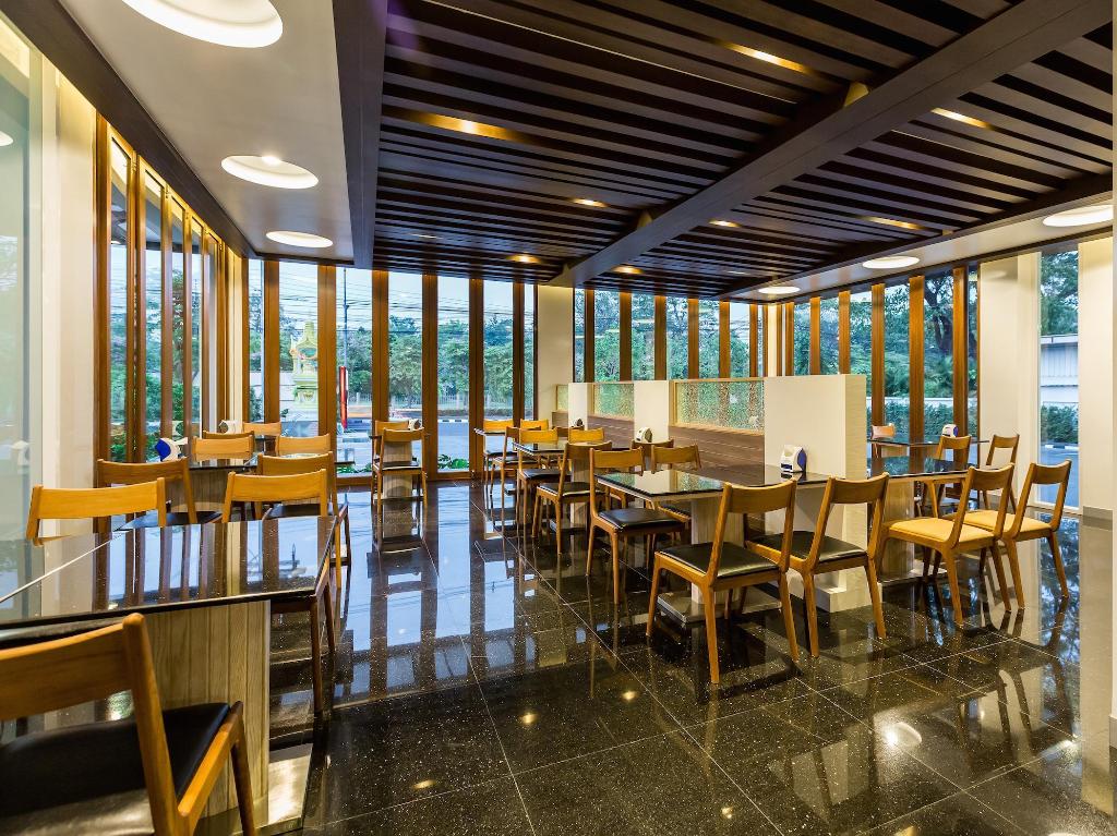 V HOTEL UBON RATCHATHANI