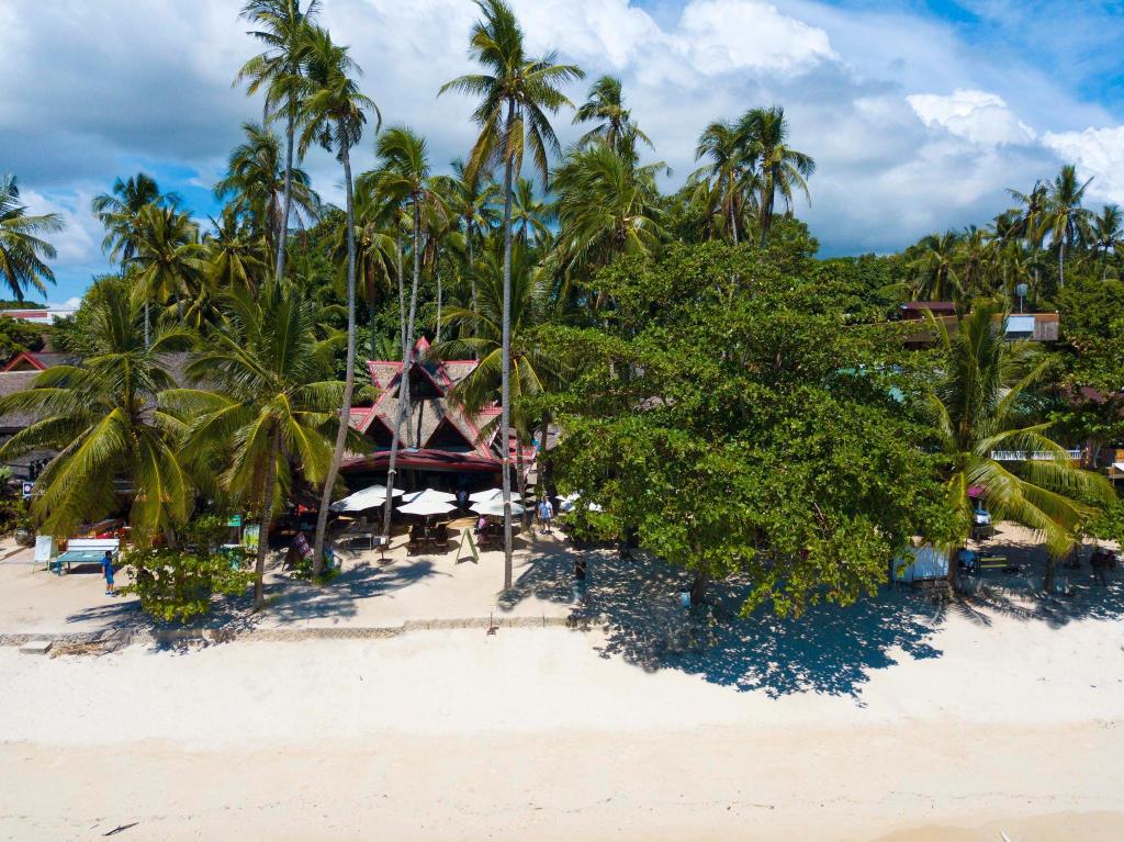 Pyramid Beach Resort