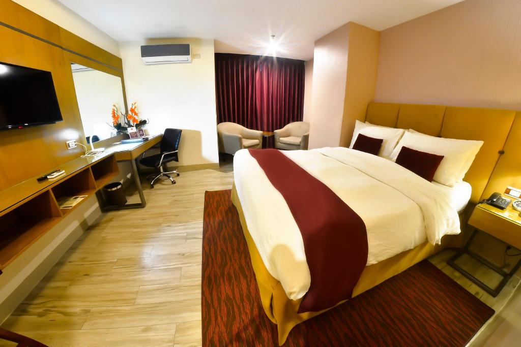 Ironwood Hotel