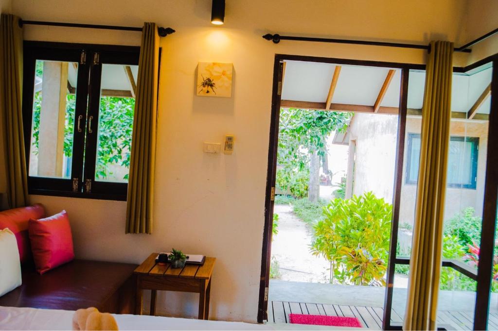 Flora I Talay Resort