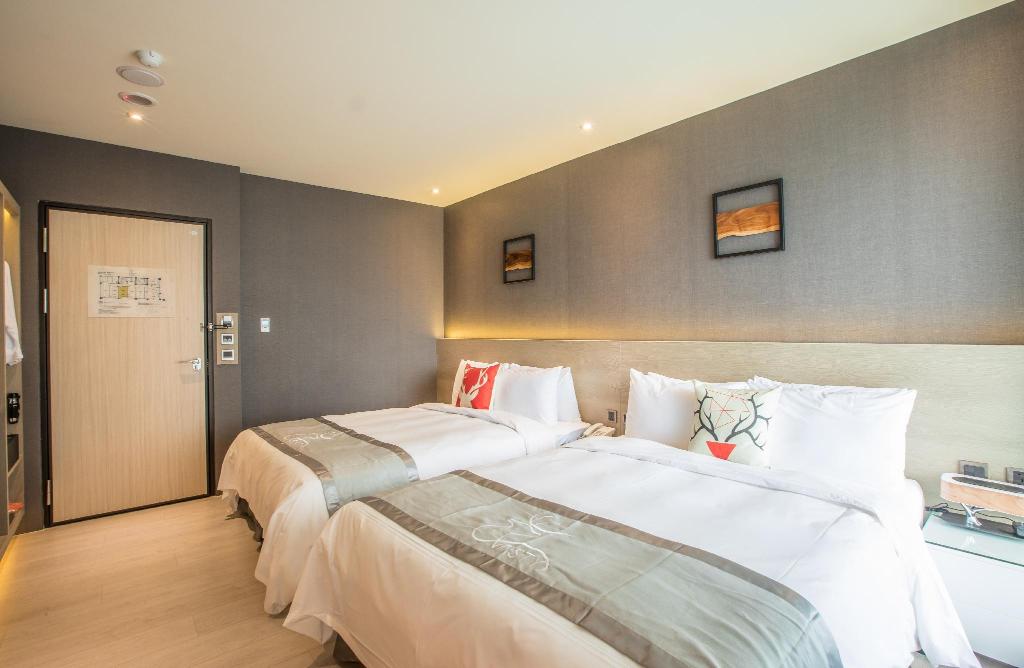 vasty hotel