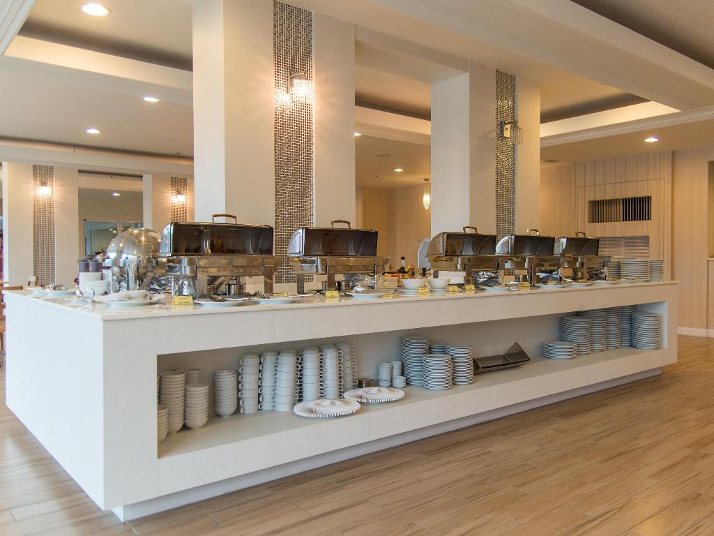 Prachuap Grand Hotel