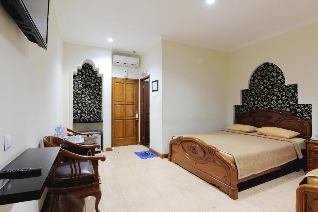 Lingga Hotel