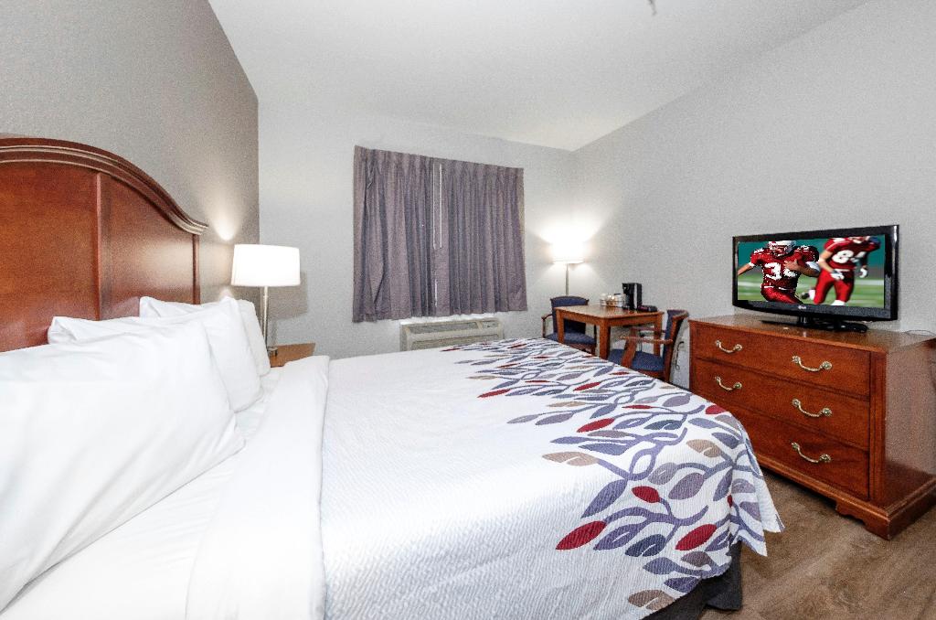 Red Roof Inn & Suites Carrollton, GA–West Georgia