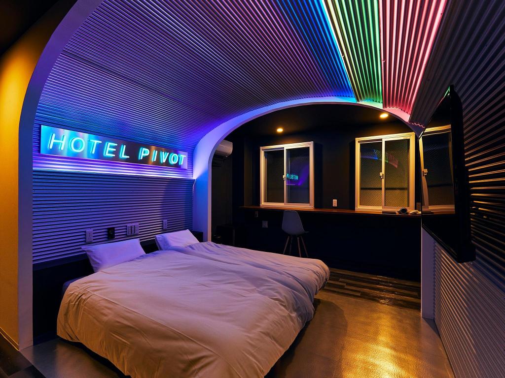 Hotel Pivot