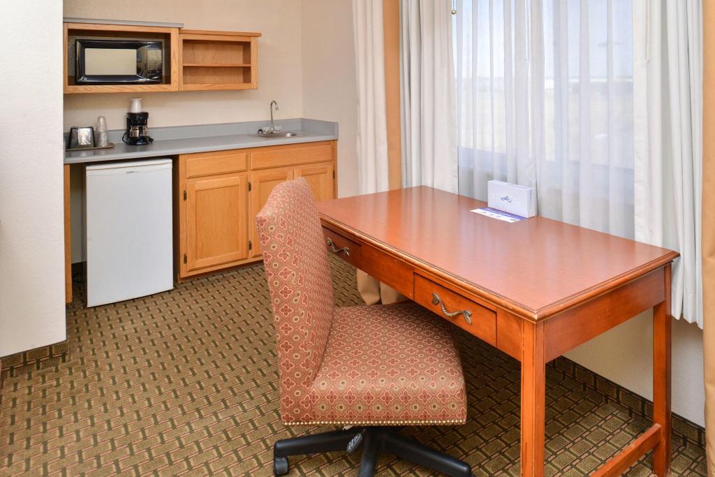 Guesthouse Inn Suites Cheyenne