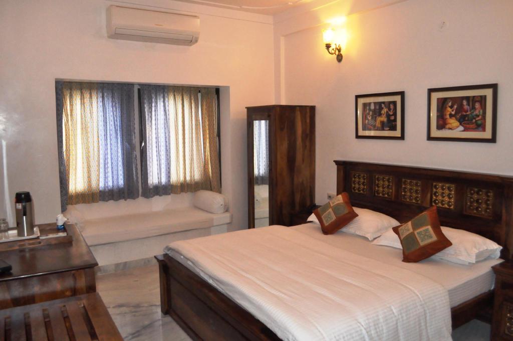 Kotra Haveli Hotel