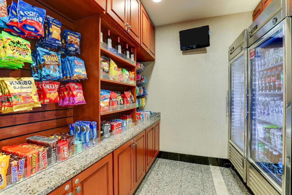 Drury Inn & Suites Phoenix Chandler Fashion Center photo 121