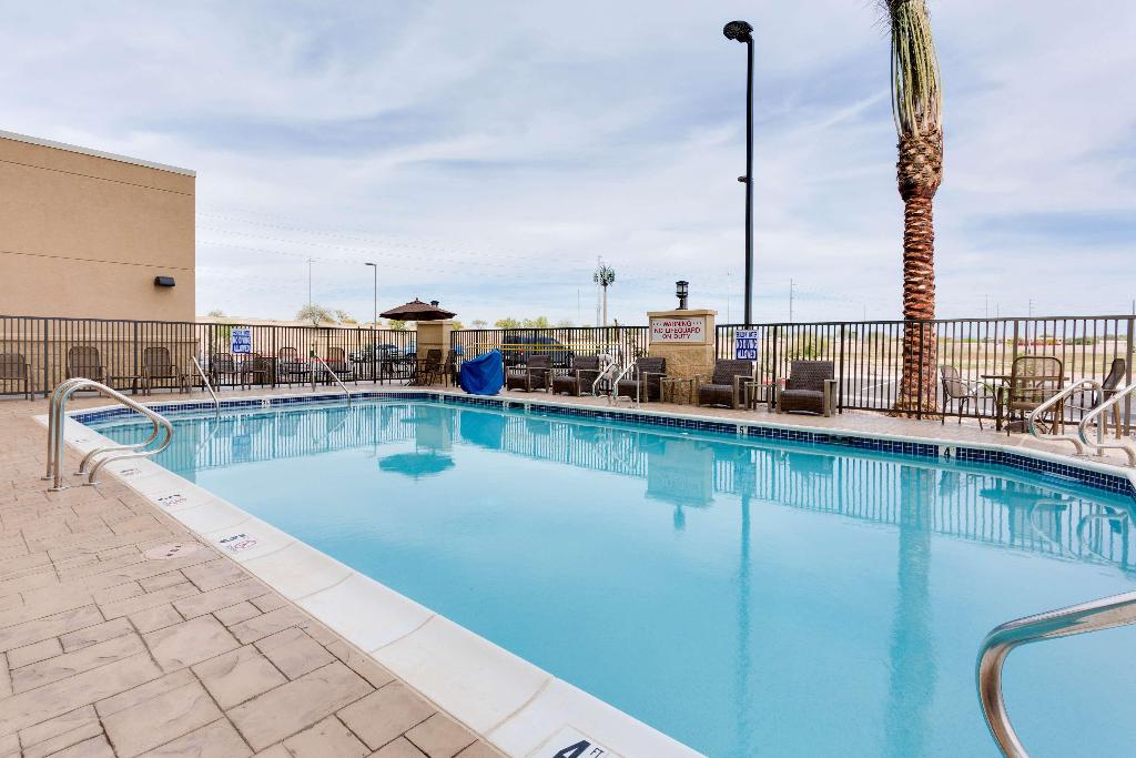 Drury Inn & Suites Phoenix Chandler Fashion Center photo 20