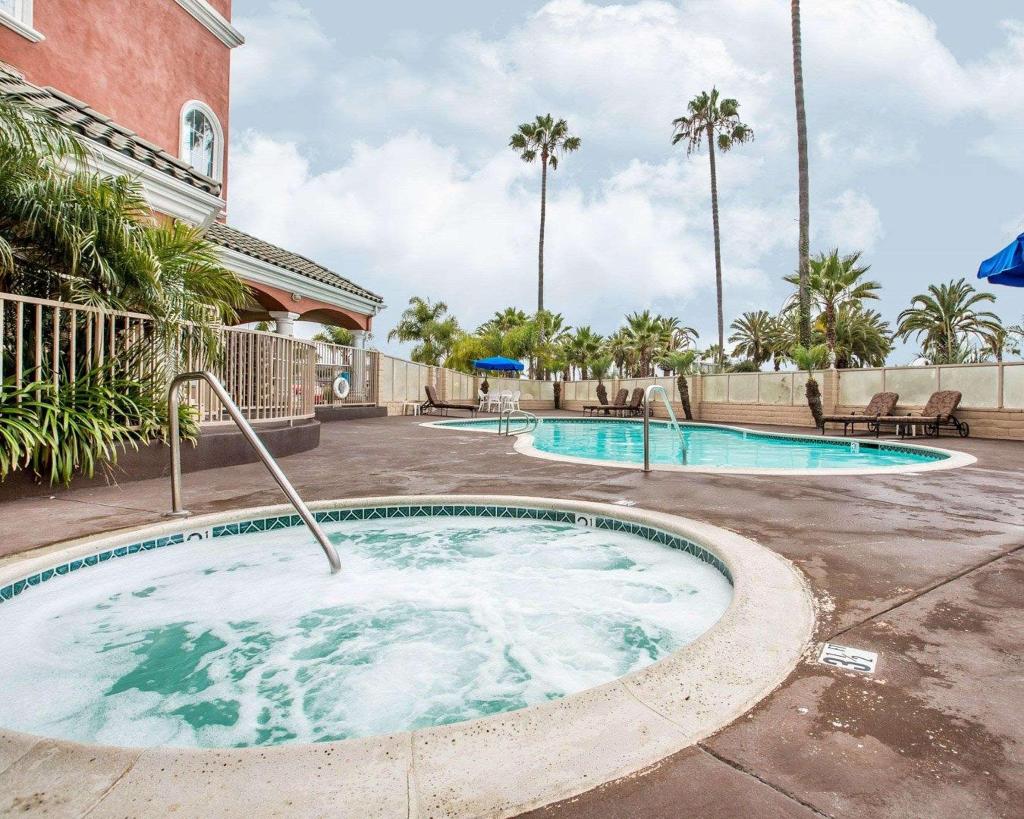 Drury Inn & Suites Phoenix Chandler Fashion Center photo 36
