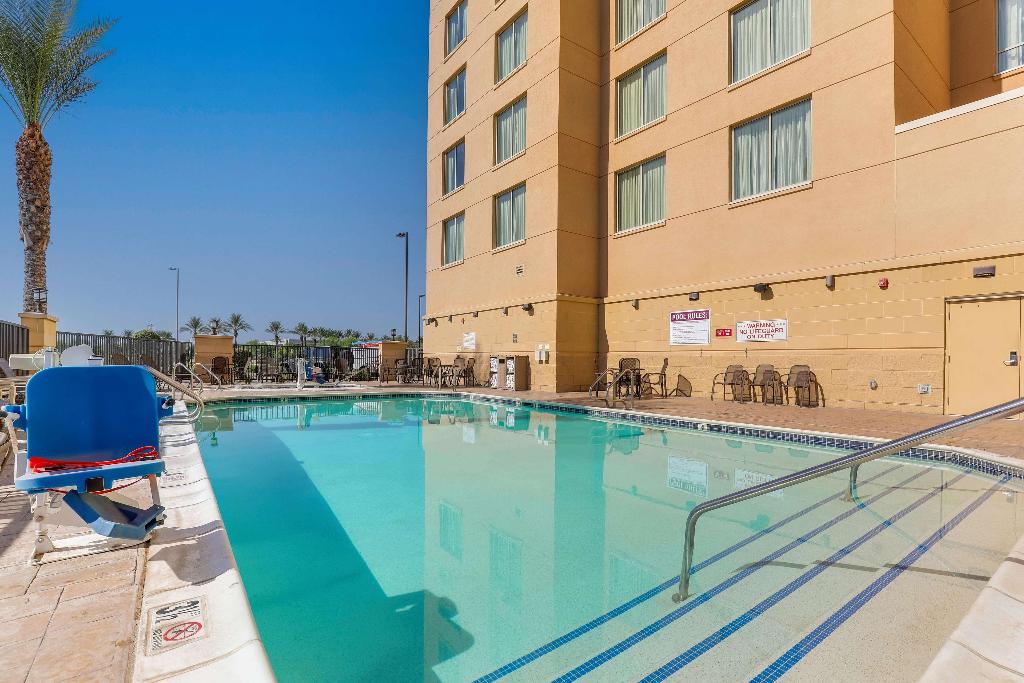 Drury Inn & Suites Phoenix Chandler Fashion Center photo 38
