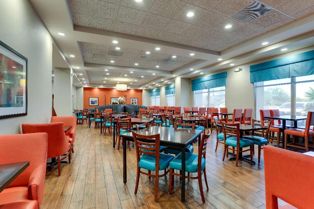 Drury Inn & Suites Phoenix Chandler Fashion Center photo 59