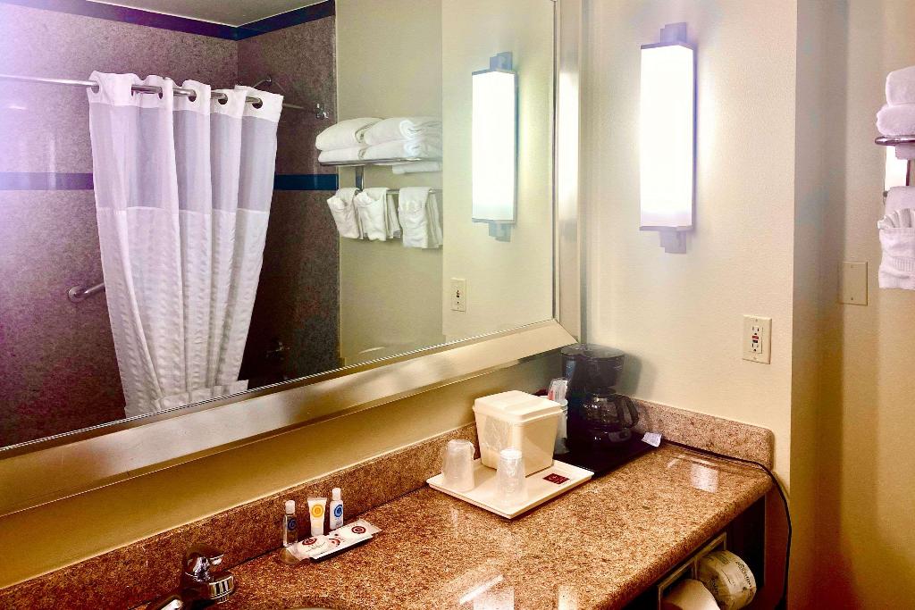 Drury Inn & Suites Phoenix Chandler Fashion Center photo 114