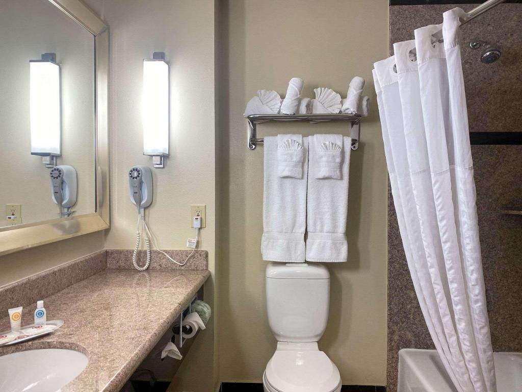 Drury Inn & Suites Phoenix Chandler Fashion Center photo 131