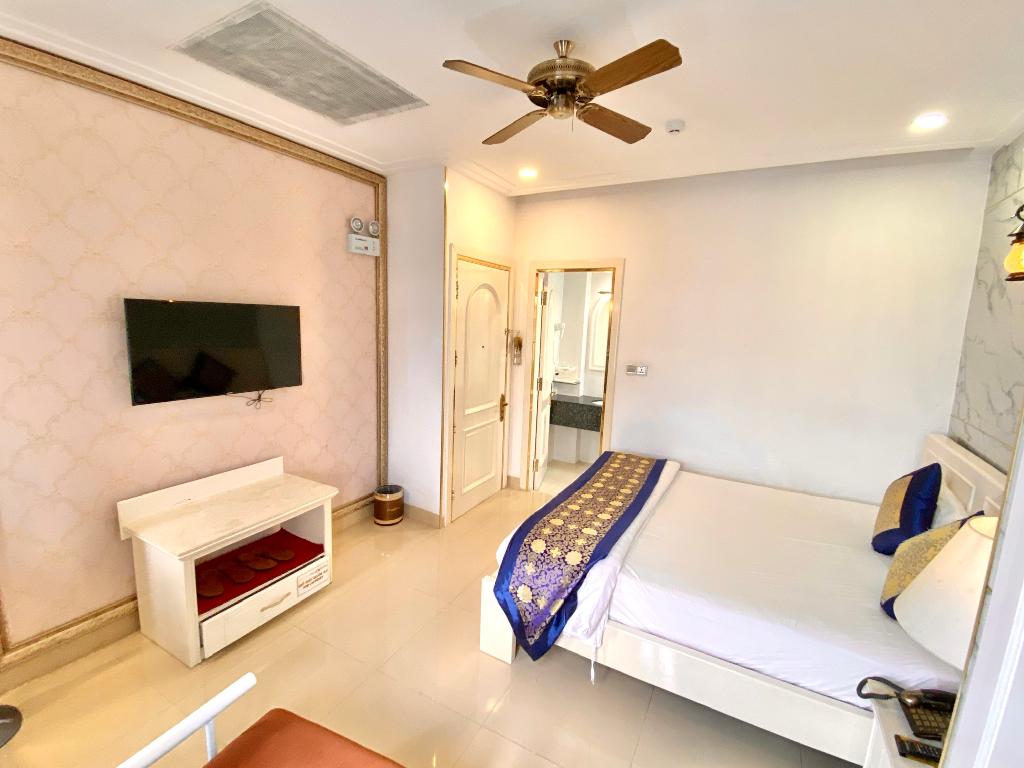 Tulip Hotel 3