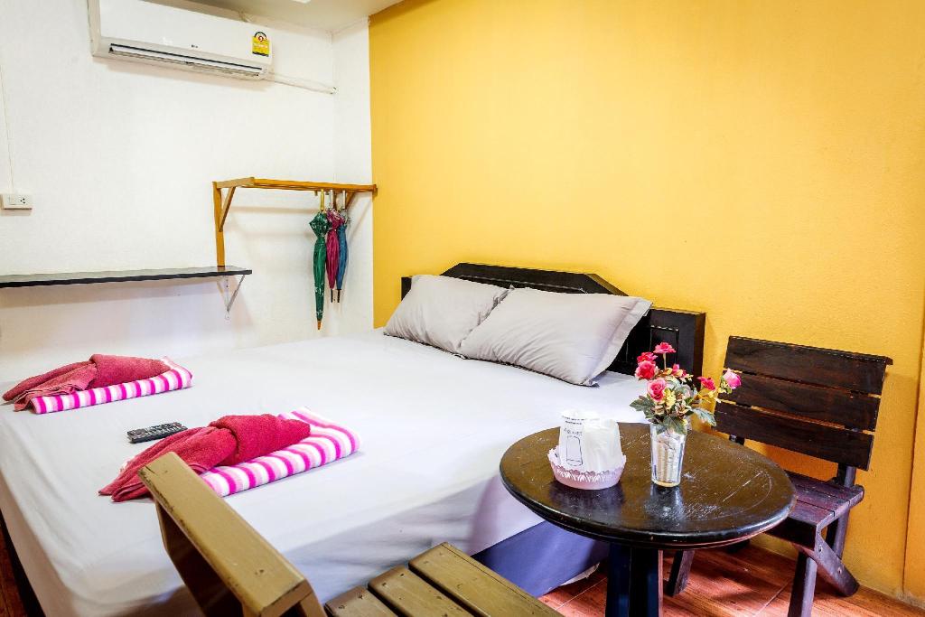 Tuk Tuk Guesthouse