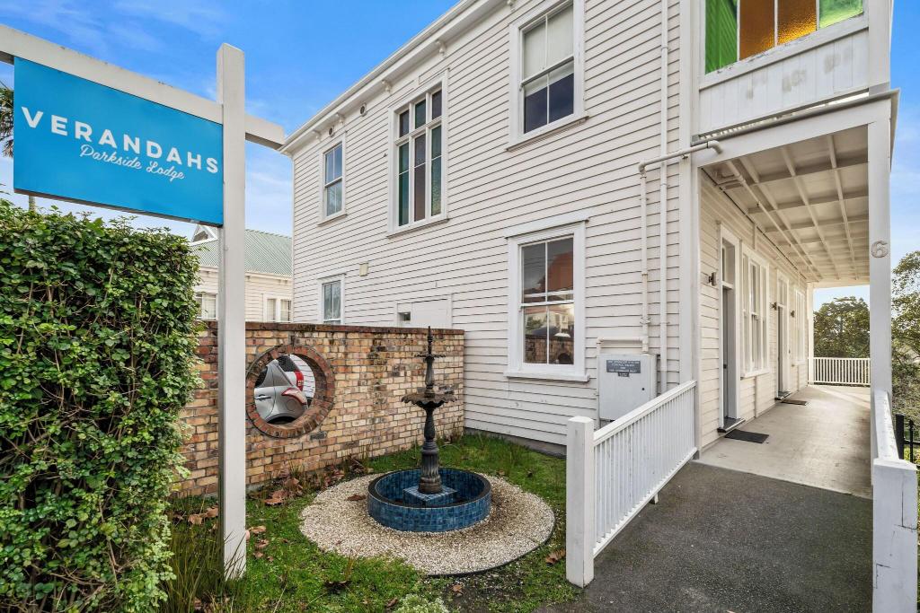 Verandahs Parkside Lodge - Hostel, Ponsonby & Grey Lynn