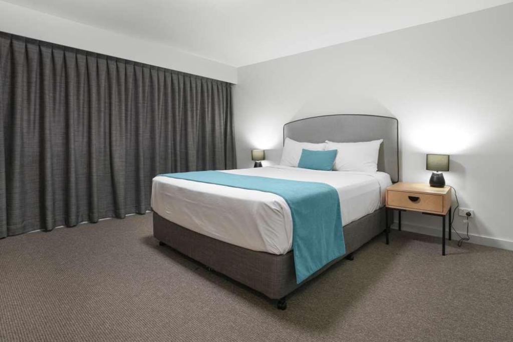 Gladstone Reef Hotel Motel