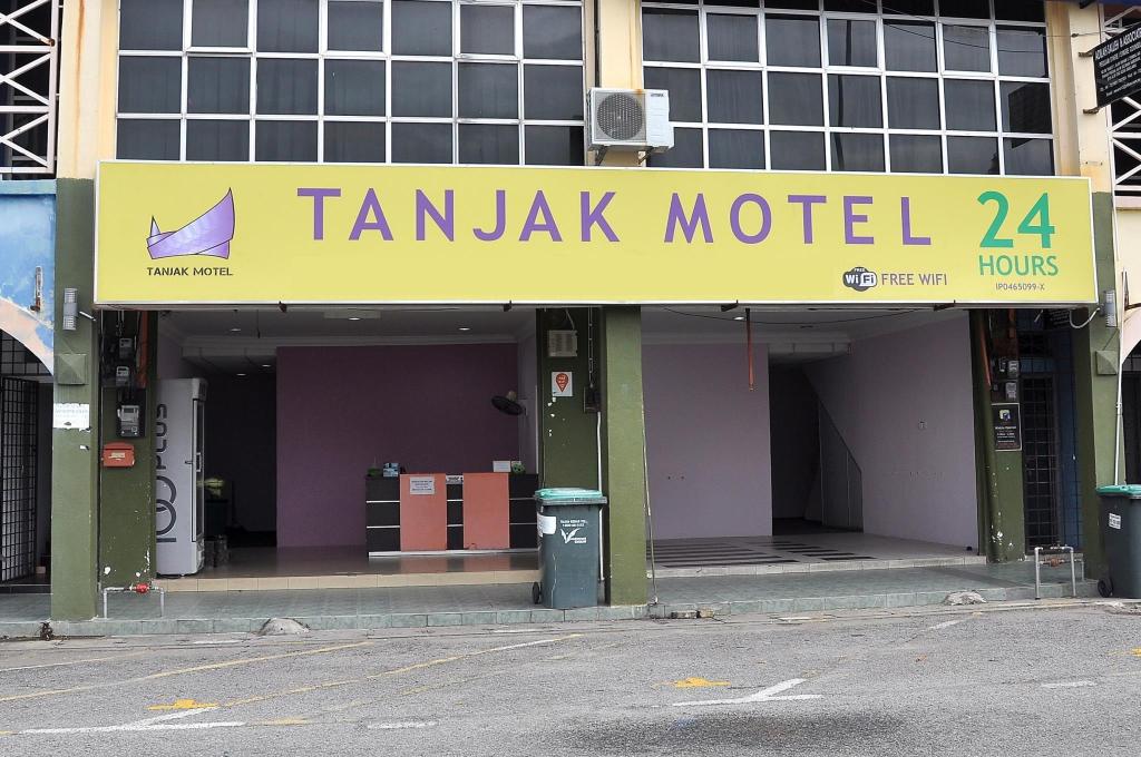 Tanjak Motel