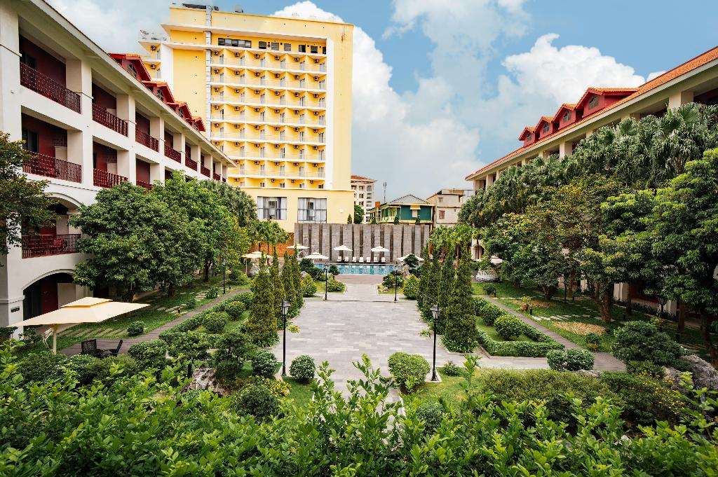 hotel-thumb