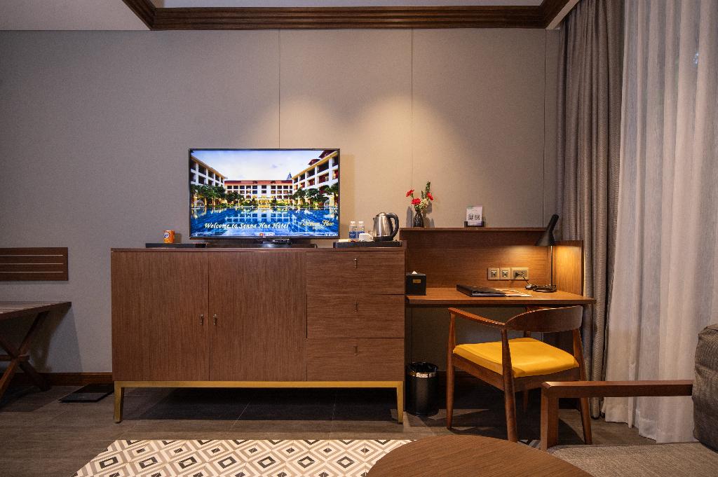 hotel-thumb