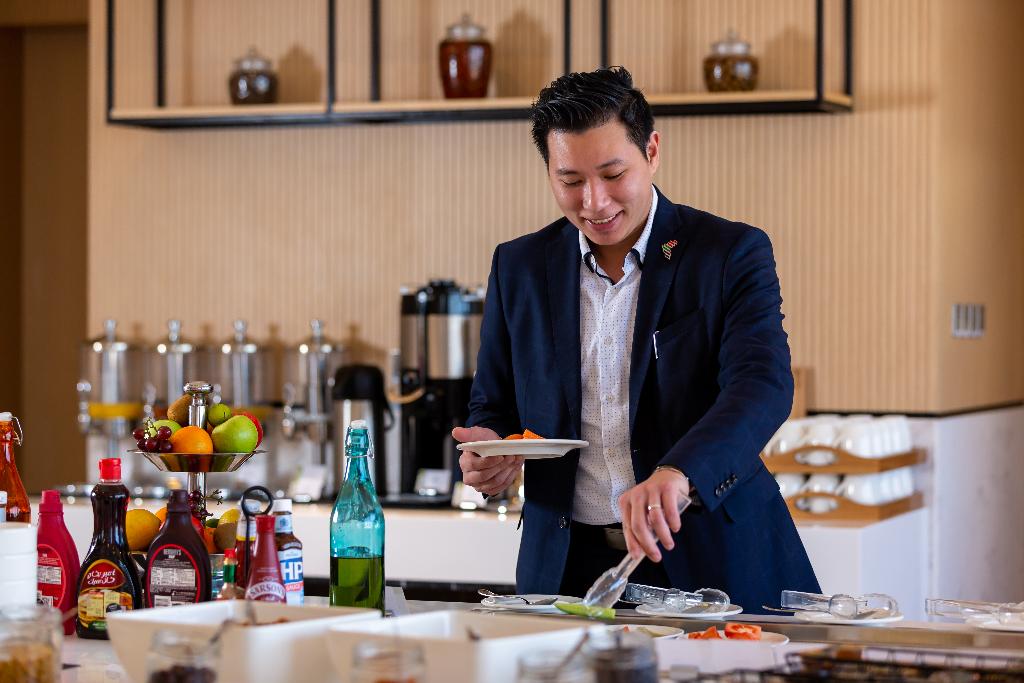 Premier Inn Dragon Mart Hotel - Restaurant