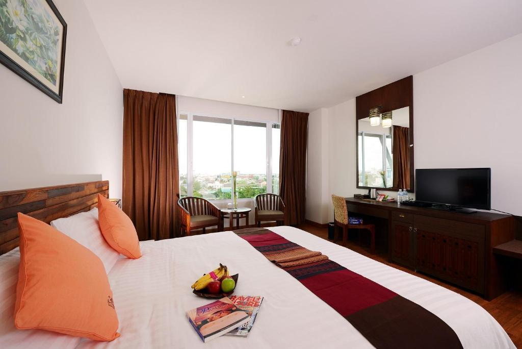 Buri Sriphu Hotel & Convention Centre