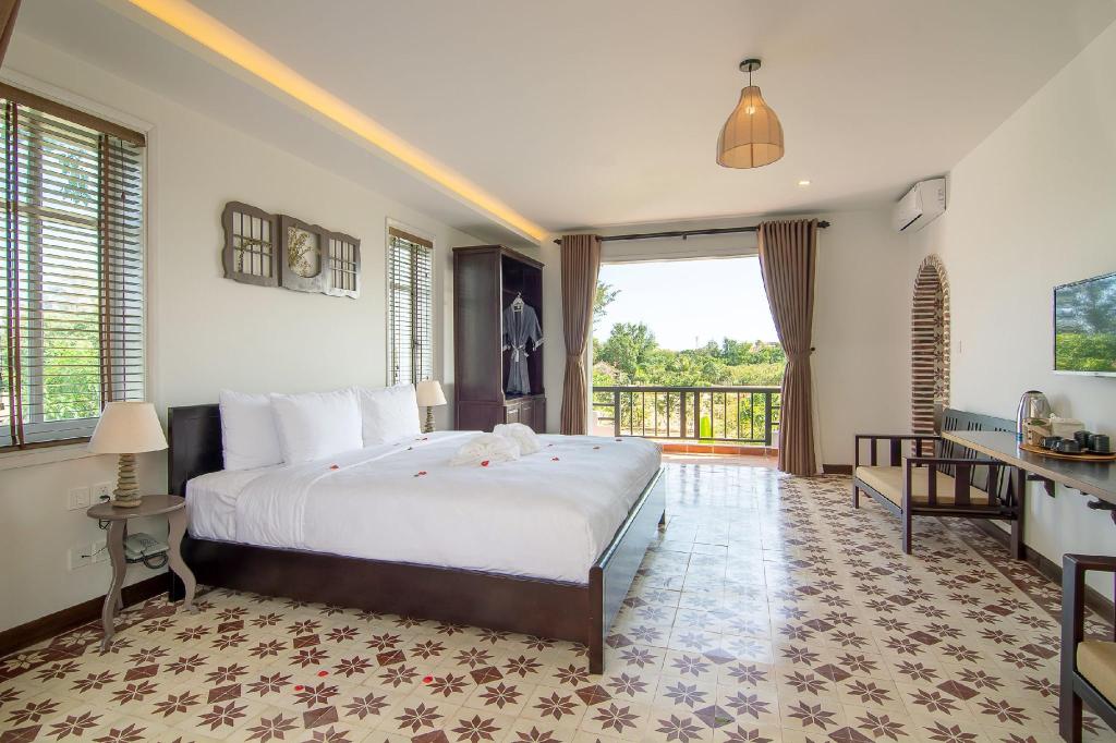 Ancient Garden Boutique Hoi An
