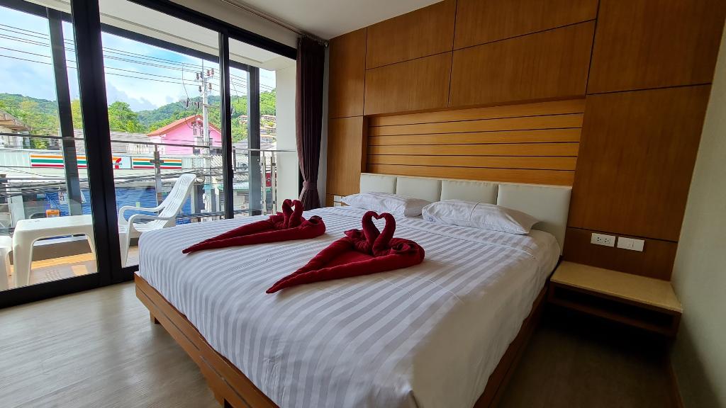 Room Actually by ZUZU
