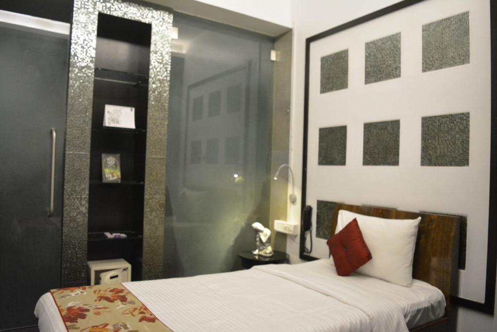 Eskay Resorts
